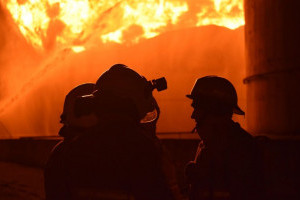 Поради, які рятують життя: як діяти, якщо під час ворожого обстрілу виникла пожежа в будинку