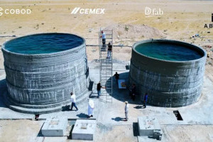 В Кувейті на 3D-принтері надрукували перші в світі великі резервуари для води (ВІДЕО)